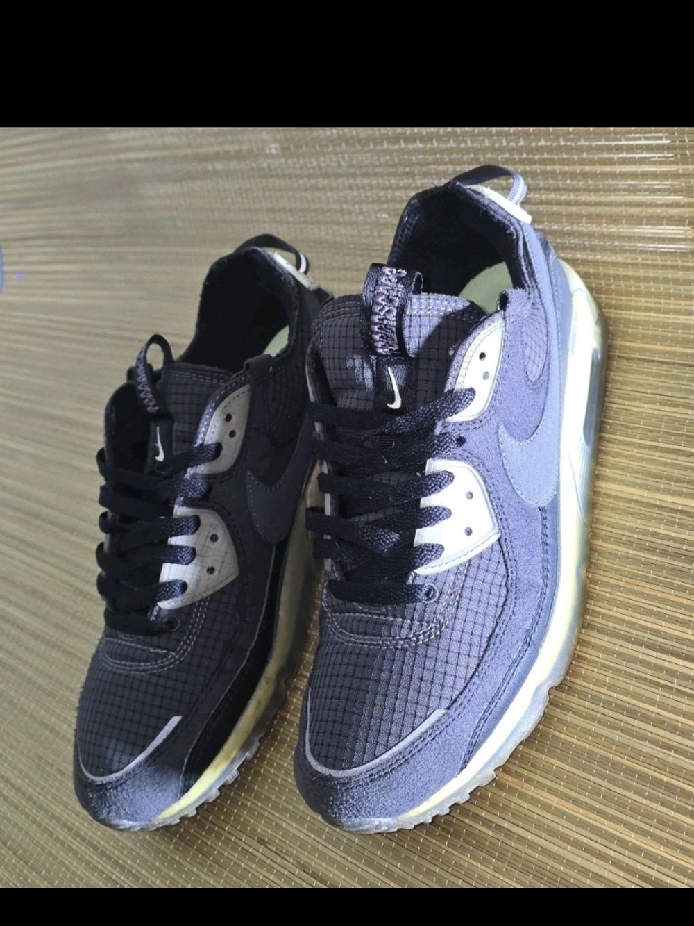 Nike Men’s Air Max Grey/Black Casual Sneakers